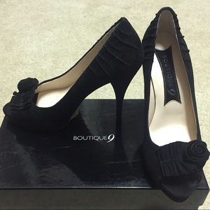 New Black Suede Peep Toe Pumps